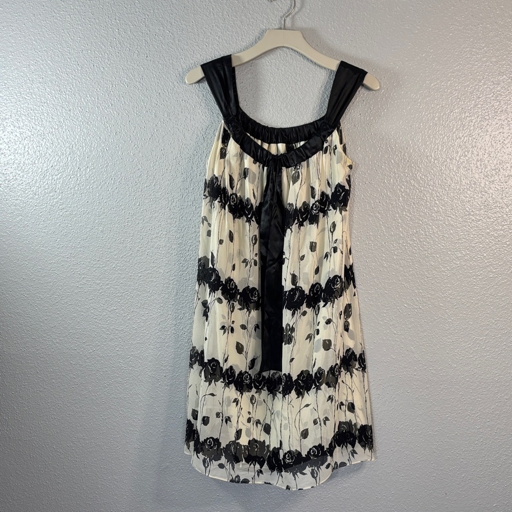 Donna Ricco Black and Cream Floral Midi Dress